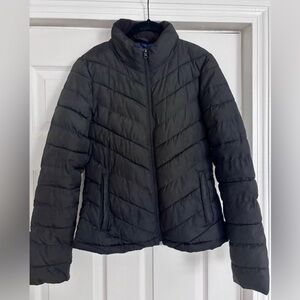 GAP Women's Black Puffer Jacket